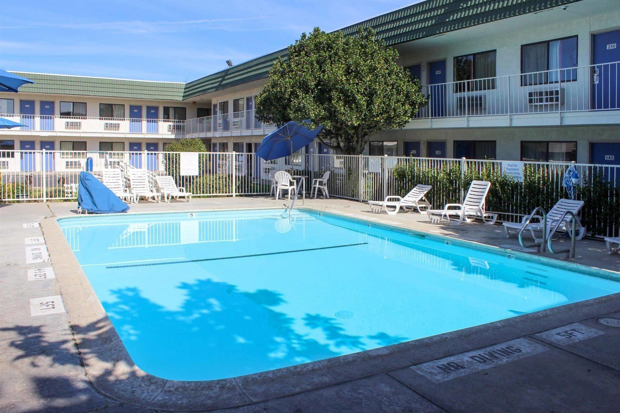 Motel 6-King City, Ca Bagian luar foto